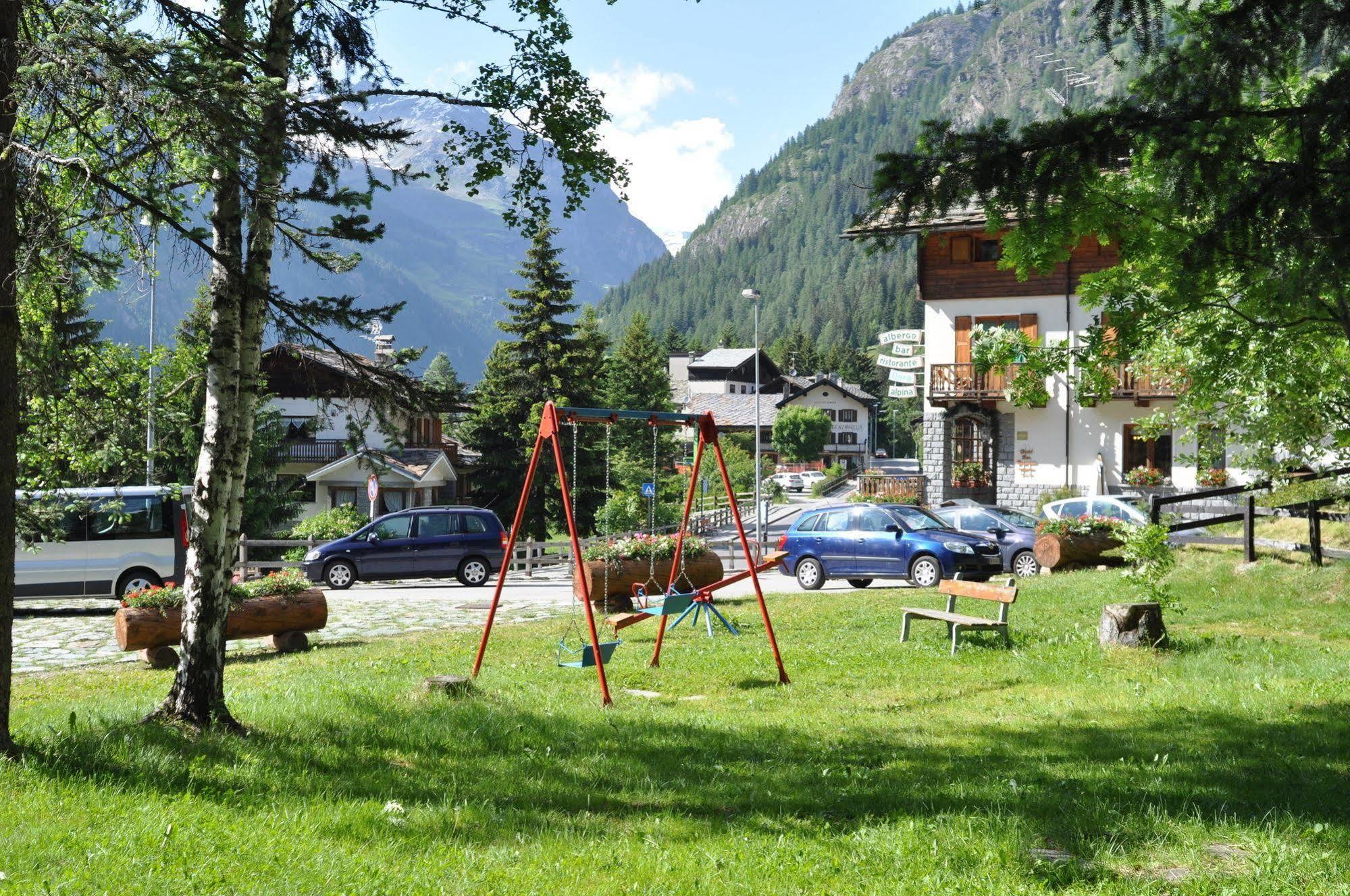 Flora Alpina Hotel Gressoney-Saint-Jean